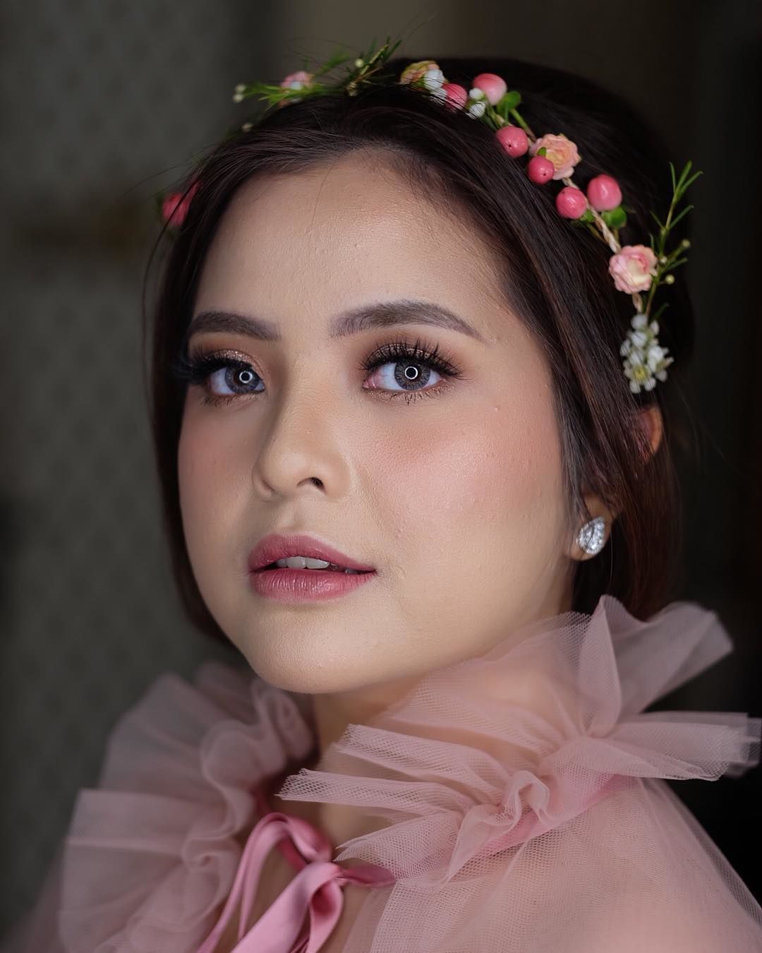 10 Gaya Make  Up  Prewed Tasya kamila dari Tradisional 