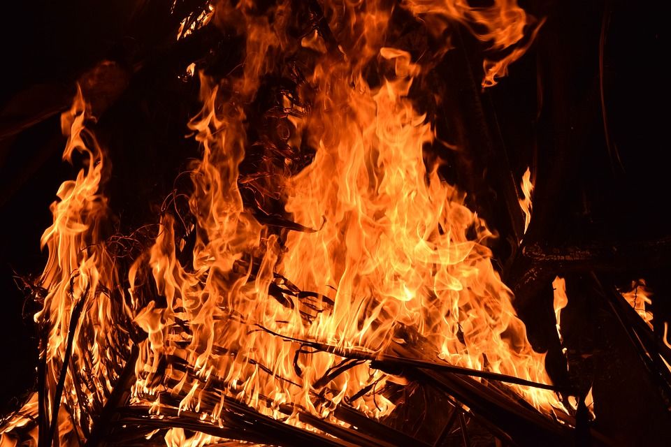 8 Rumah Asrama TNI di Kebun Lada Binjai Terbakar