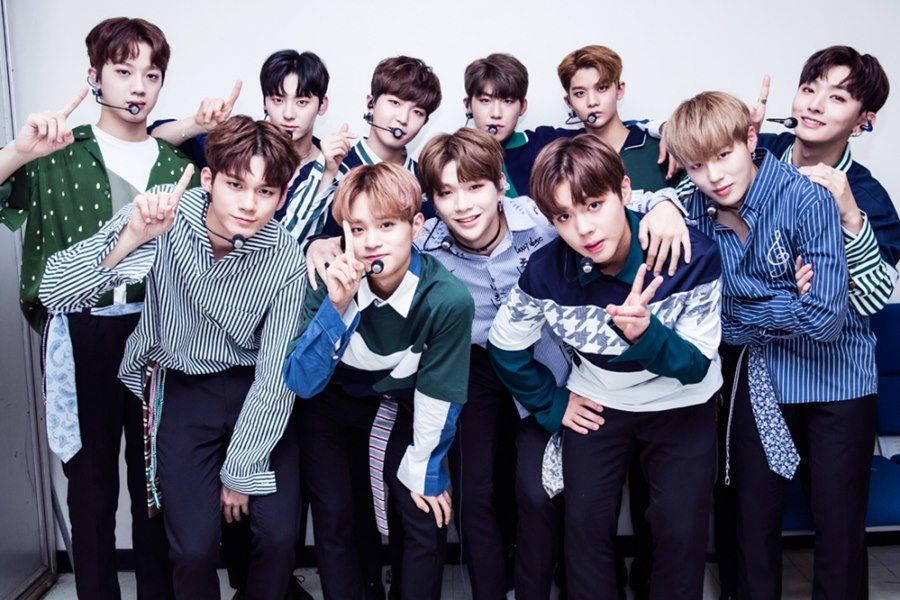 Оне ван. Группа wanna one. Wanna one корейская группа. Wanna one корейская группа участники. Ванна Ван группа.