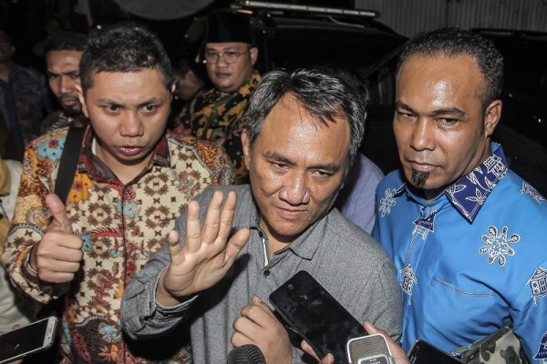 Andi Arief Sebut Moeldoko Ingin Ambil Alih Kepemimpinan AHY 