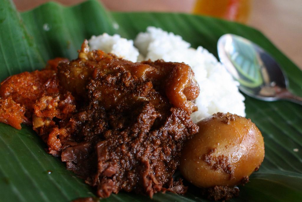 10 Makanan Khas Indonesia yang Paling Disukai Negara Lain, Enak Banget
