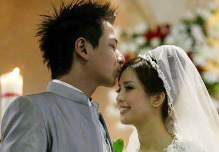 Delon dan Yeslin saat menikah