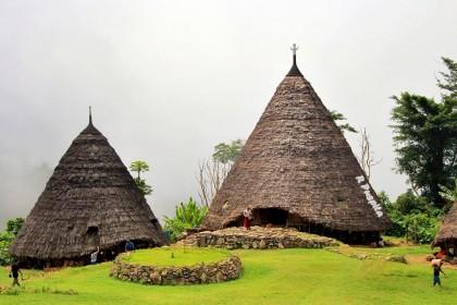 Selain Gurusina, 7 Wisata Budaya di Indonesia yang Wajib Kamu Lihat!