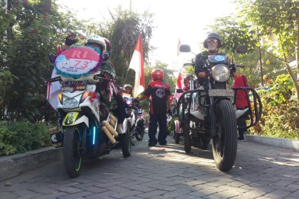 Begini Cara Disabilitas Surabaya Rayakan HUT RI ke-73