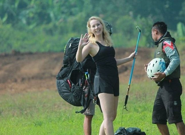 10 Potret Seru Paralayang di Gunung Mas Bogor, Arena Asian Games 2018