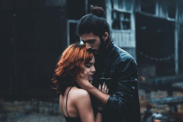 Bro, Ini Lho 9 Kepribadian yang Bikin Cewek Jatuh Cinta