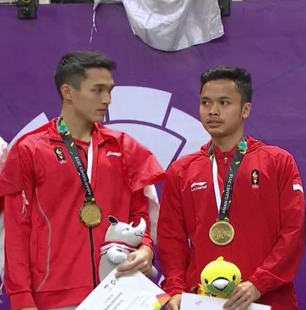 Bersahabat, ini 10 Potret Keakraban Jonatan Christie ...