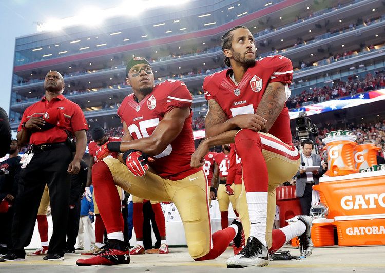 Dukung Colin Kaepernick, Iklan Nike Akan Tayang Saat Pertandingan NFL