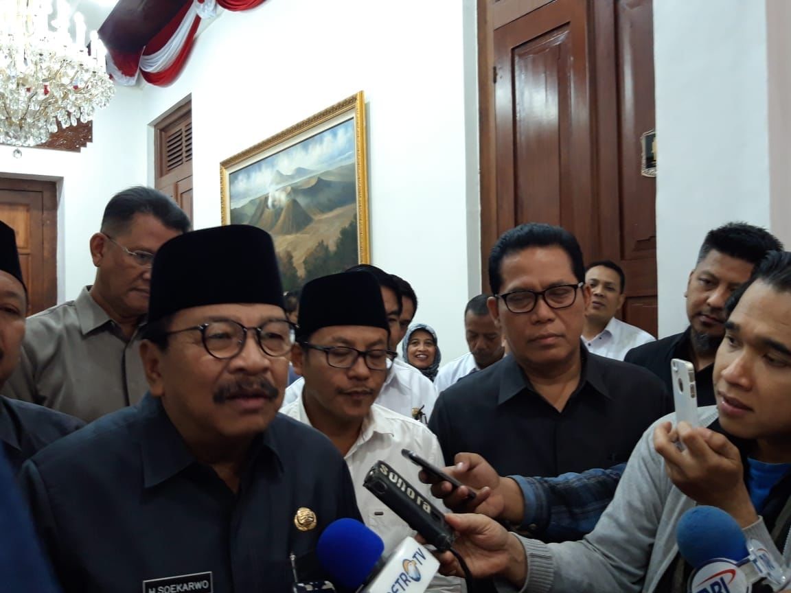 Soekarwo Sahkan SK Pelantikan 40 PAW DPRD Kota Malang