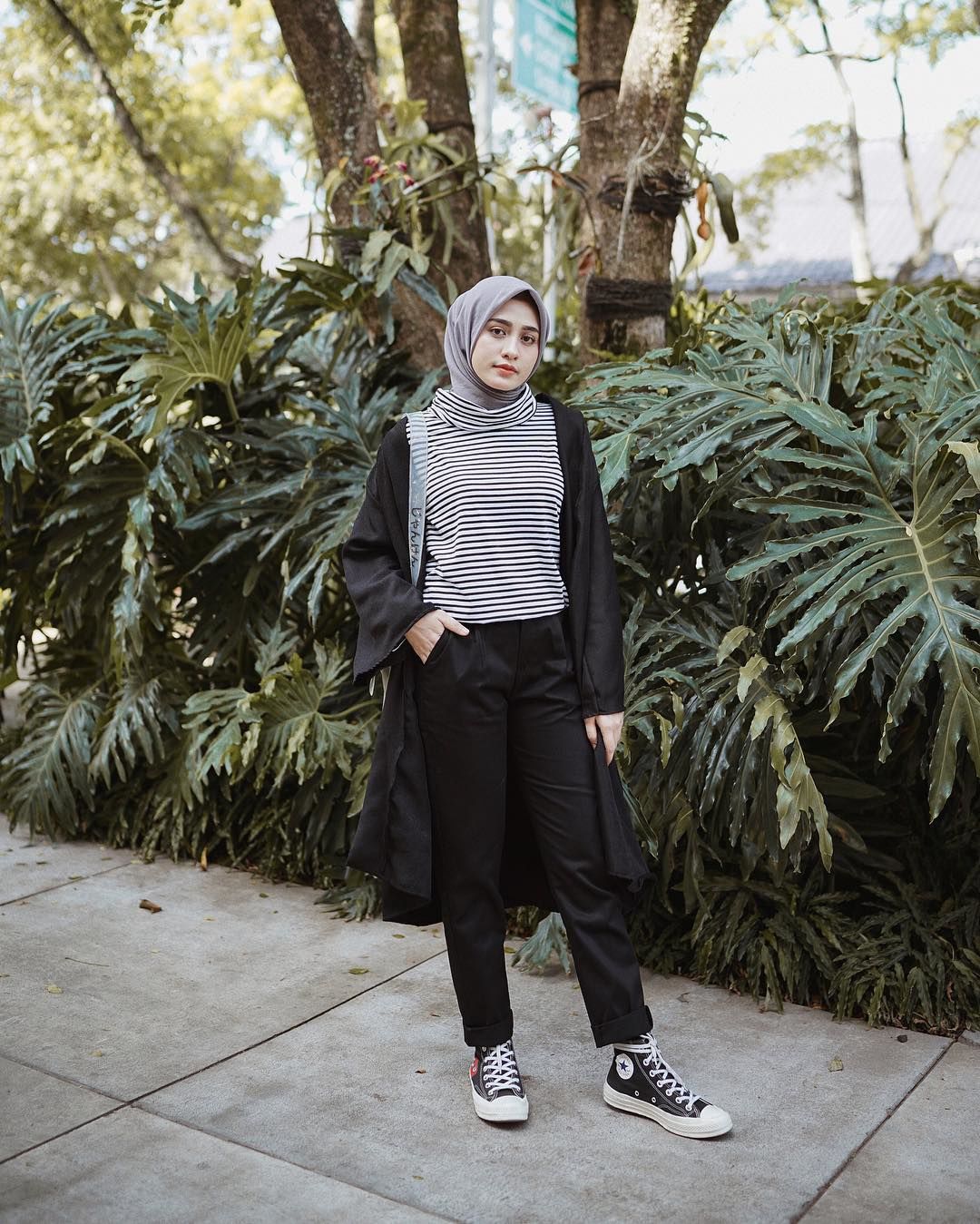  Ootd Hijab Simple  Ke Kampus Jilbab Voal