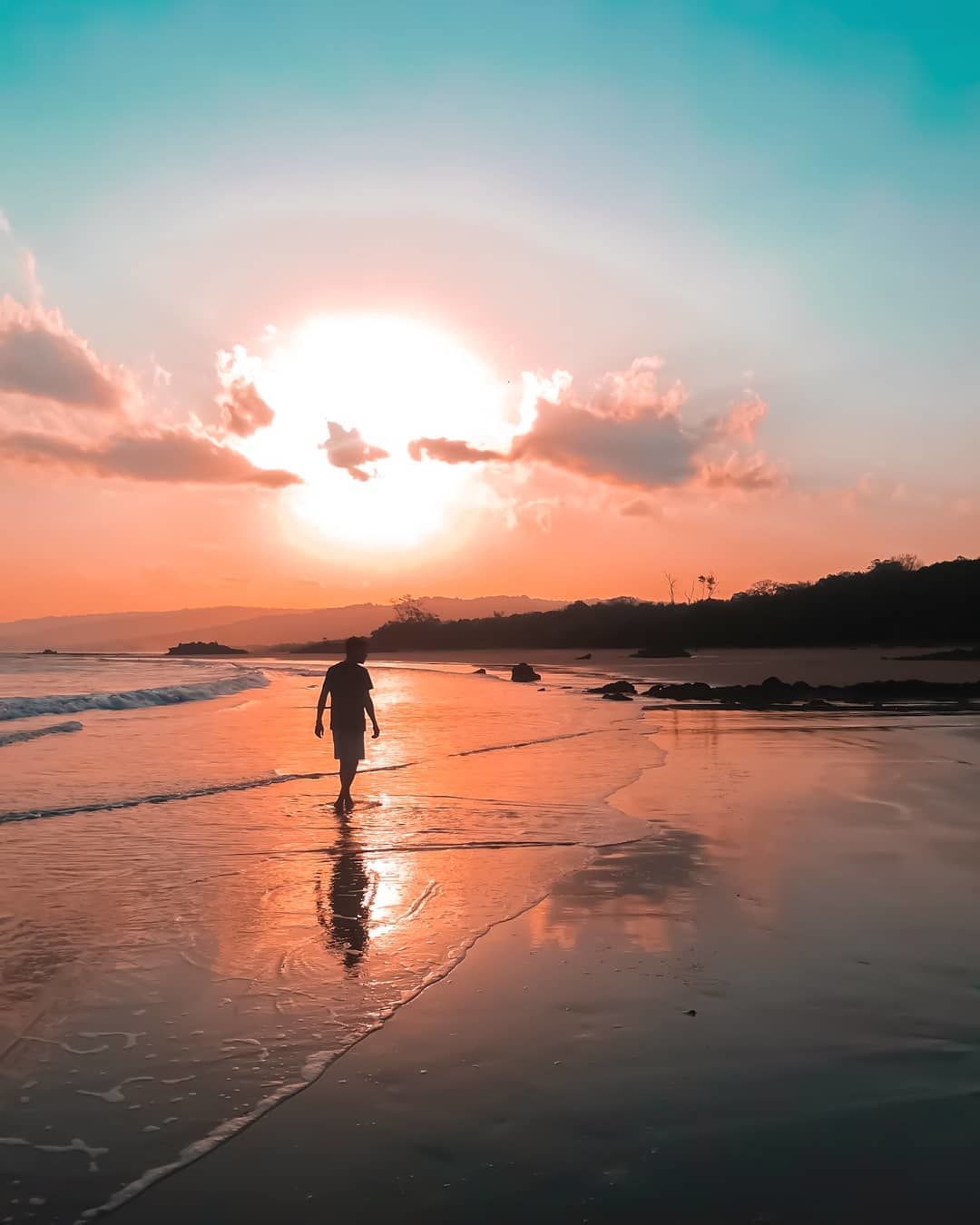 32 Viral Gambar Pemandangan  Pantai Saat Sunset Pemandangan 