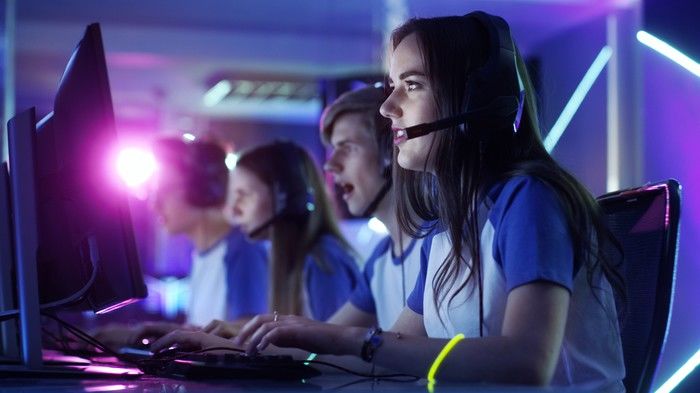 6 Reasons We Play Video Games and Feel the Need, According to Experts