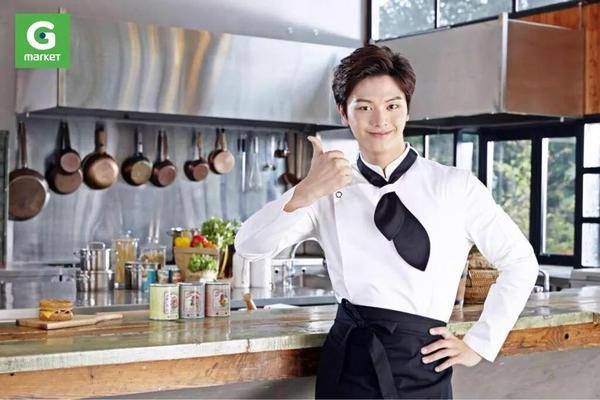 10 Idola KPop yang Jago Masak, Pacar Idaman Banget!