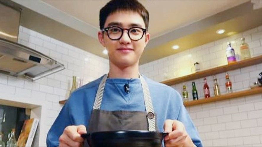 10 Idola KPop yang Jago Masak, Pacar Idaman Banget!