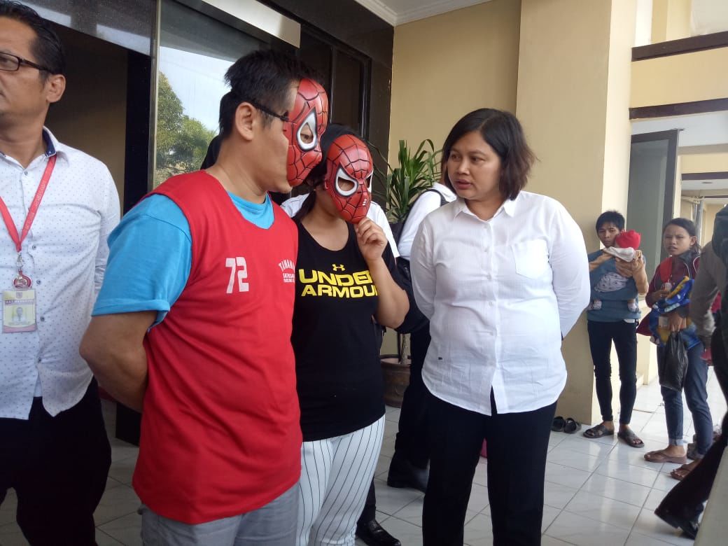 Kompak, Pasutri Ini Jalankan Bisnis Pijat Plus-plus