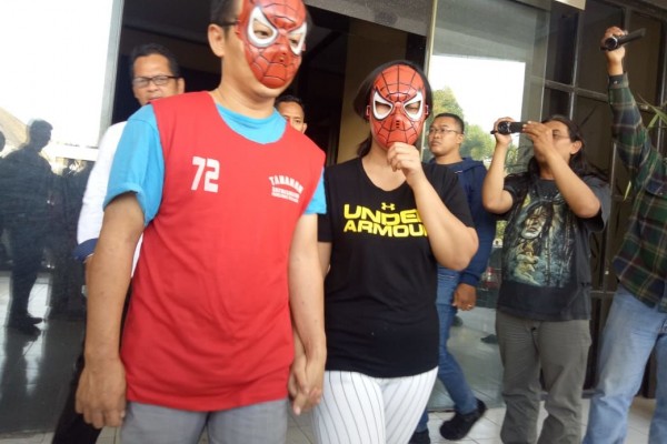 Kompak, Pasutri Ini Jalankan Bisnis Pijat Plus-plus