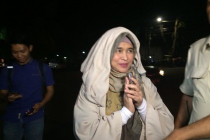 Koalisi Jokowi Tak Terancam Neno Warisman Masuk Timses Prabowo