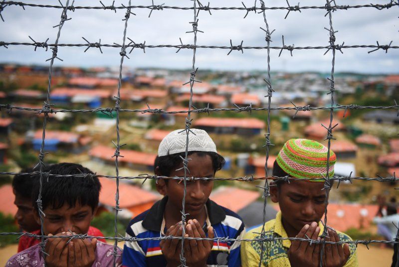 Coba Kabur, 6 Imigran Rohingya Sembunyi di Semak-Semak