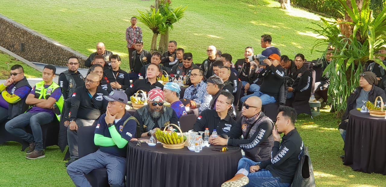 Kerap Dinilai Negatif, Ini yang Dilakukan Para Pengendara Harley