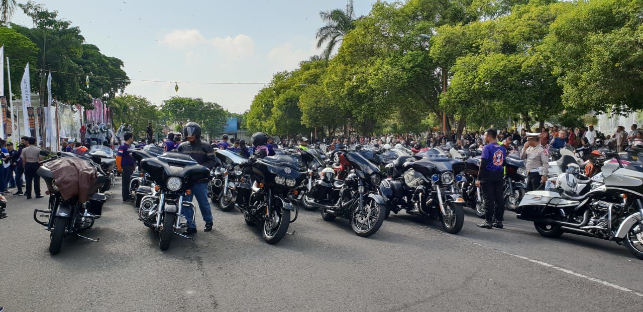 Kerap Dinilai Negatif, Ini yang Dilakukan Para Pengendara Harley