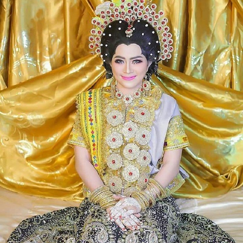 Mewah dan Bersahaja, Ini 14 Baju Pernikahan Adat Bugis Makassar