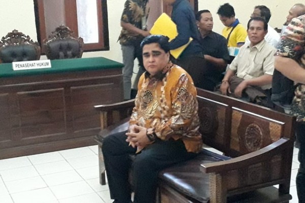Jaksa Belum Siap, Sidang Tuntutan Dimas Kanjeng Ditunda