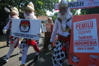 Cara KPU Tekan Biaya Politik yang Semakin Melejit