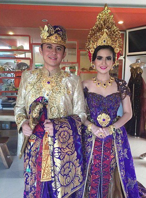 Tampil Bak Bangsawan, 11 Referensi Baju Pernikahan Adat Bali