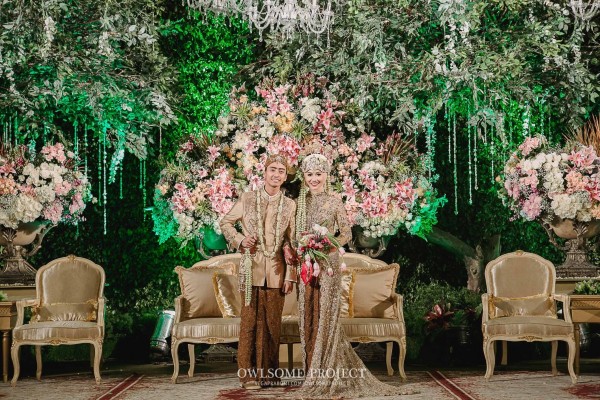 7 Kebaya Muslim Adat Sunda yang Bisa Jadi Inspirasi Hari Pernikahanmu