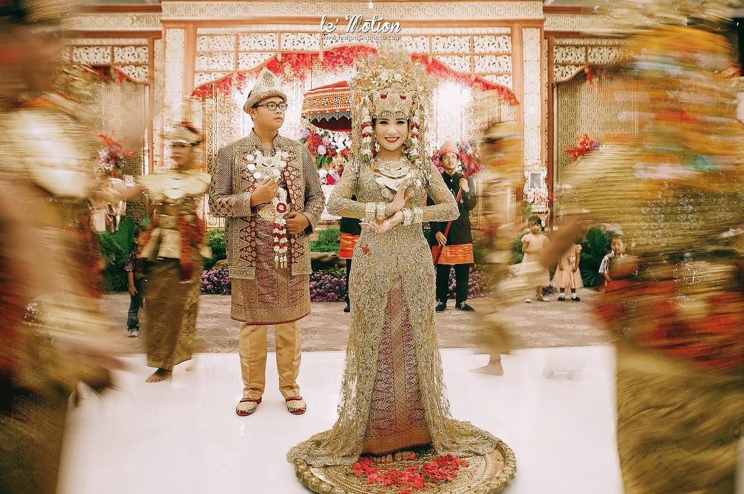 15 Inspirasi Baju  Pernikahan Adat  Palembang 