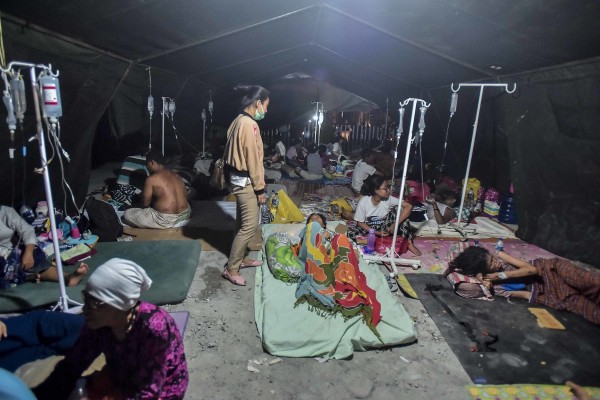 Ingin Sumbang Korban Gempa? Warga Surabaya Bisa ke Balai Kota