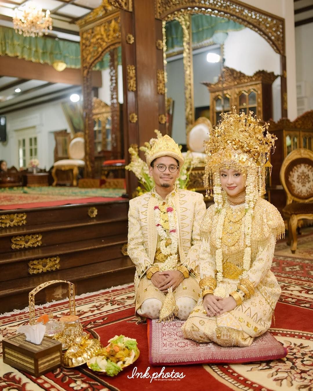 10 Inspirasi Mahkota Pengantin  Tradisional Indonesia 