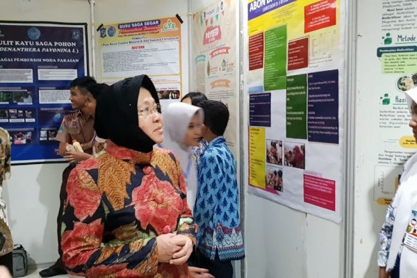 Risma: Jadi Peneliti Sukses Tak Perlu Tunggu Selesai Kuliah