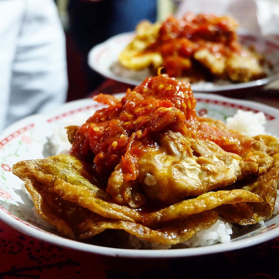 Legendaris, 8 Kuliner Asal Surabaya Ini Gak Boleh Dilewatin