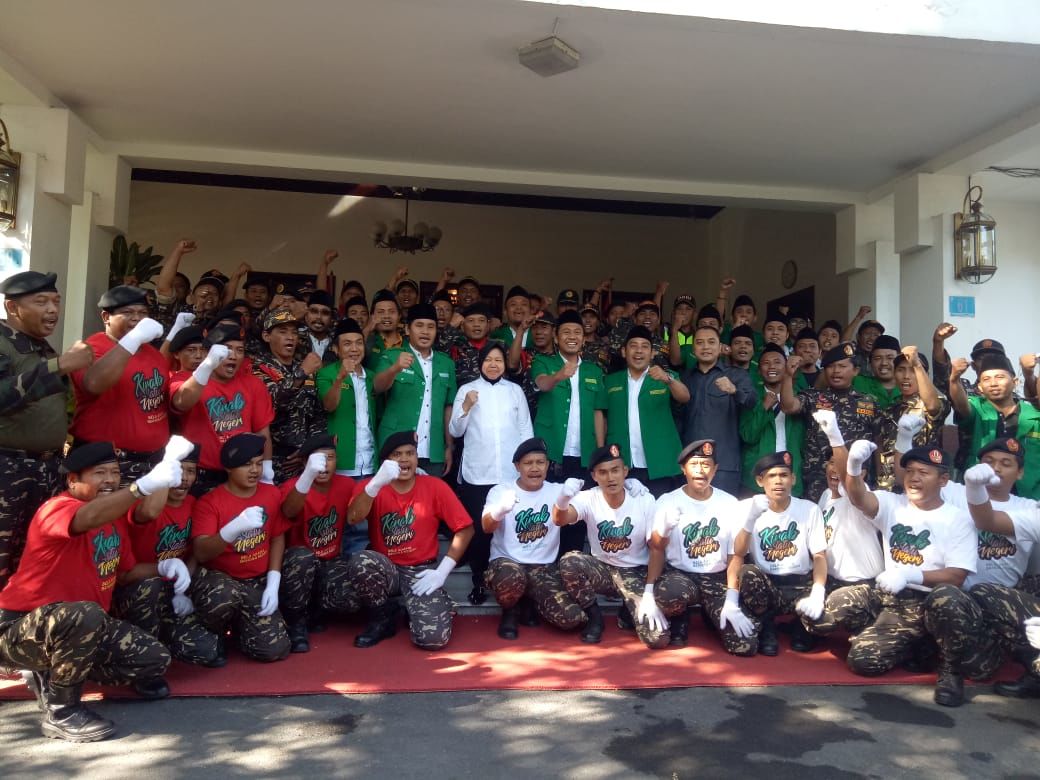 Tiba di Surabaya, Kirab Satu Negeri GP Ansor Disambut Wali Kota Risma