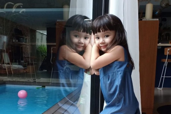 Referensi Nama Bayi Putri dari 19 Bahasa yang Artinya 'Si Cantik'