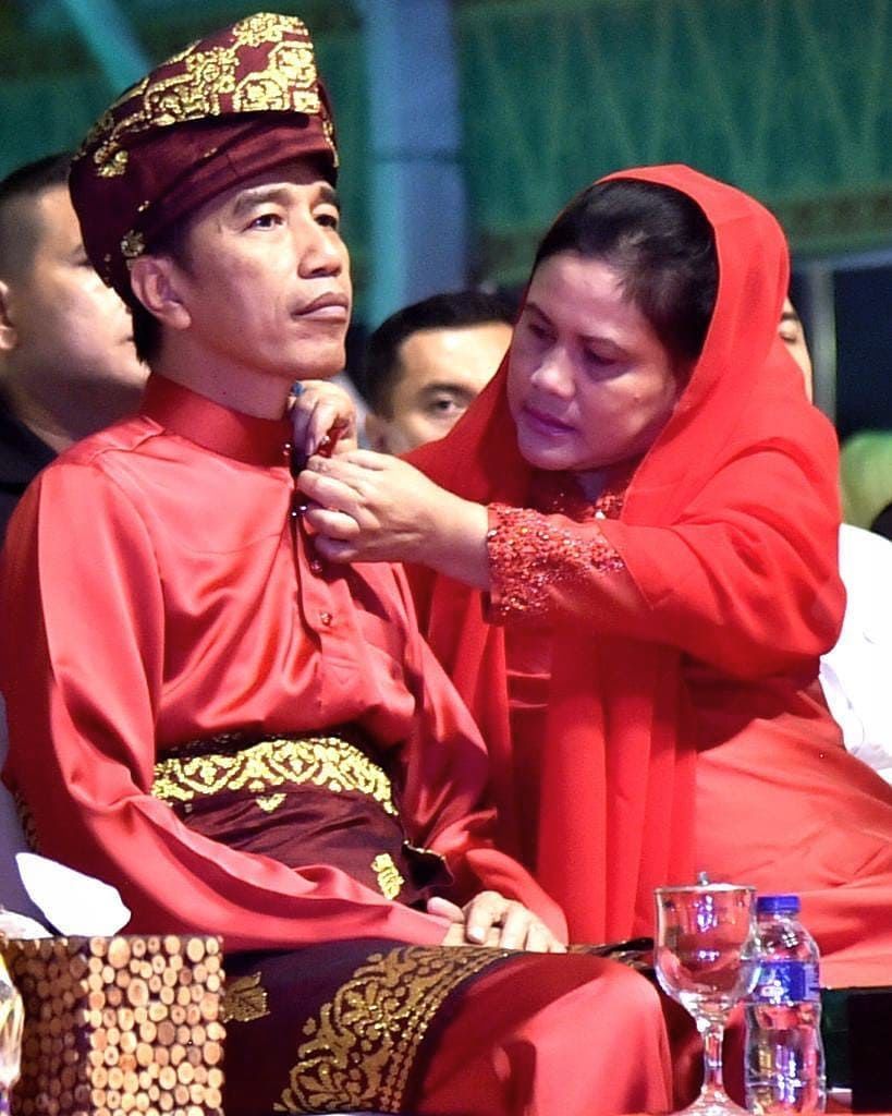 Iriana: 32 Tahun Menikah, Jokowi Belum Pernah Bilang 'I Love You'