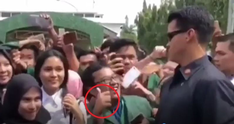 Video Paspampres Turunkan Tangan Mahasiswa Viral, Ini Penjelasannya