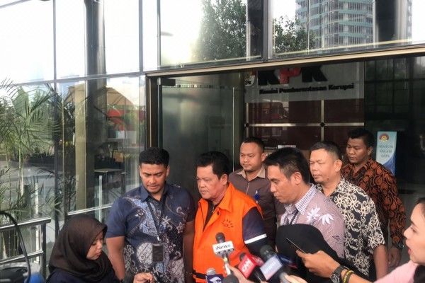 Berompi Orange, 7 Kepala Daerah Jatim Ini Terjerat Korupsi Selama 2018
