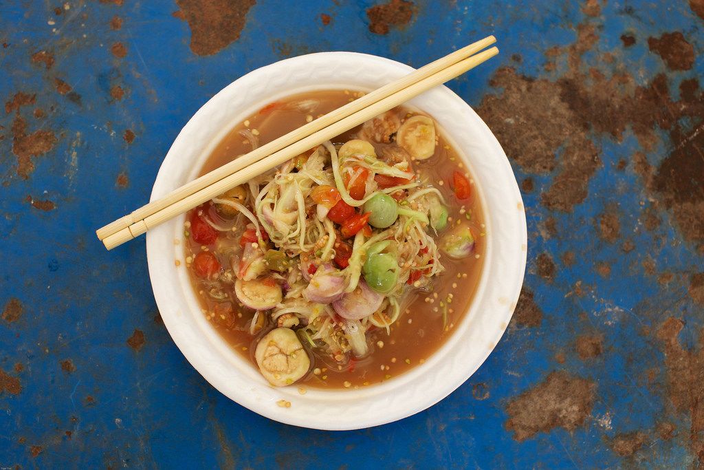10 Makanan Khas Laos yang Bikin Lidahmu Susah Move On 