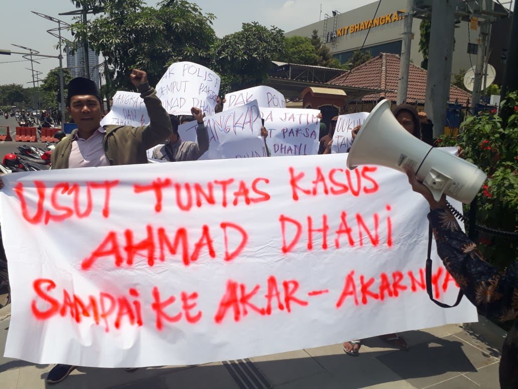 Masyarakat Desak Polda Jatim Jemput Paksa Ahmad Dhani