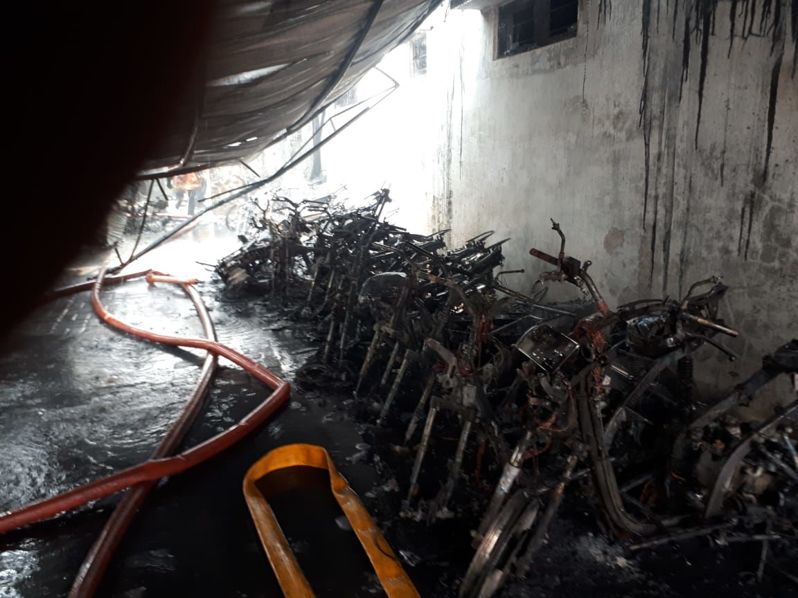 55 Motor Siswa Terbakar, Wali Murid SMKN 1 Wonokromo Minta Ganti Rugi