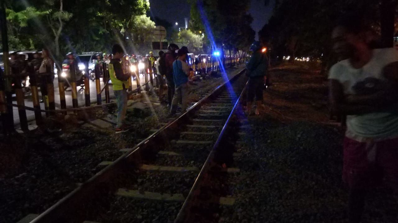 Korban Tertabrak Kereta di Margorejo Diduga Sakit Jiwa