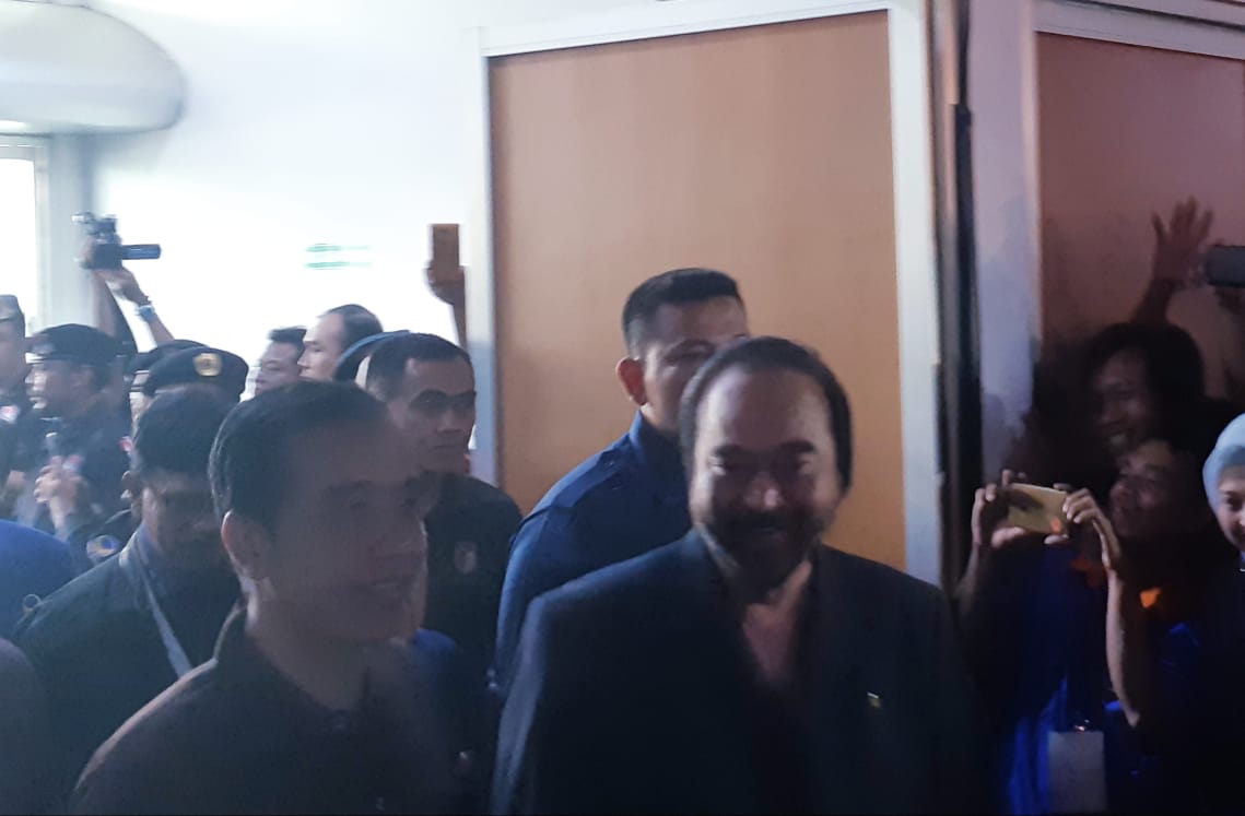 Jokowi Singgung Politik Sontoloyo di Depan Kader Nasdem