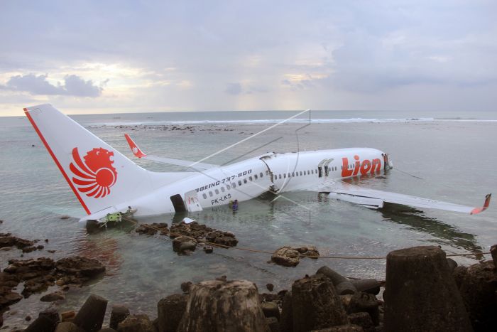 Tergelincir hingga Senggolan Sayap, Ini Insiden yang Libatkan Lion Air