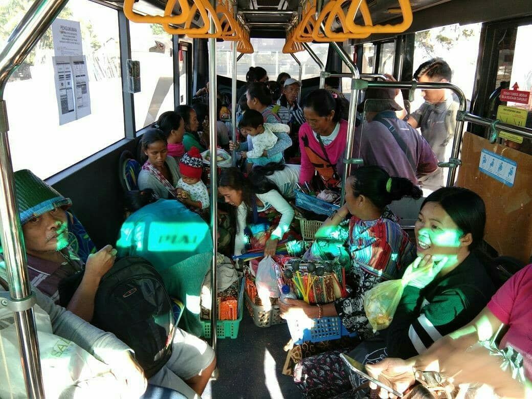 BEM Se-Bali Pertanyakan Pengoperasian Bus Sarbagita yang Dihentikan