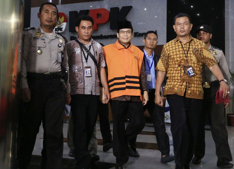 Menerima Suap, Wakil Ketua DPR RI Non Aktif Divonis Enam Tahun Penjara