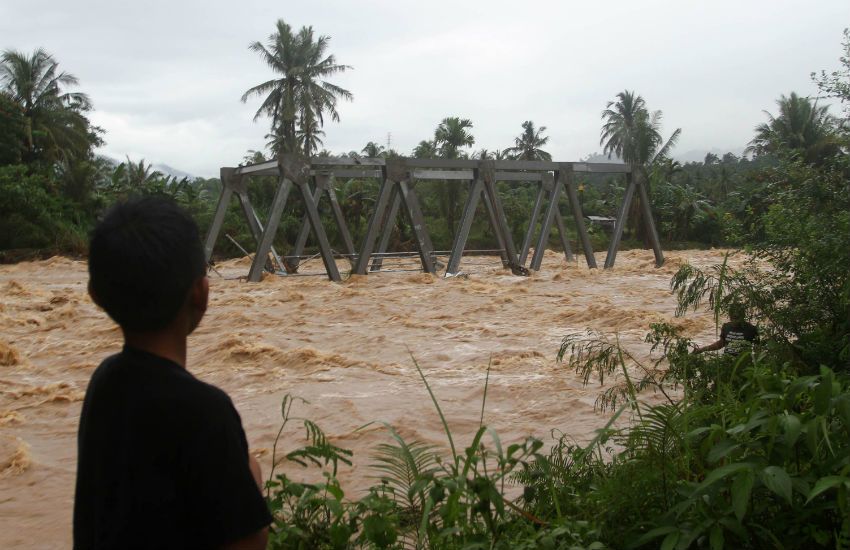 Kondisi Jembatan Lampihong di Balangan Makin Memprihatinkan