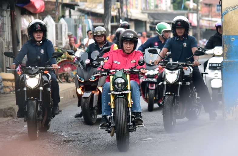 Wujud Motor  Kawasaki W175 Modifikasi Milik Presiden Jokowi 