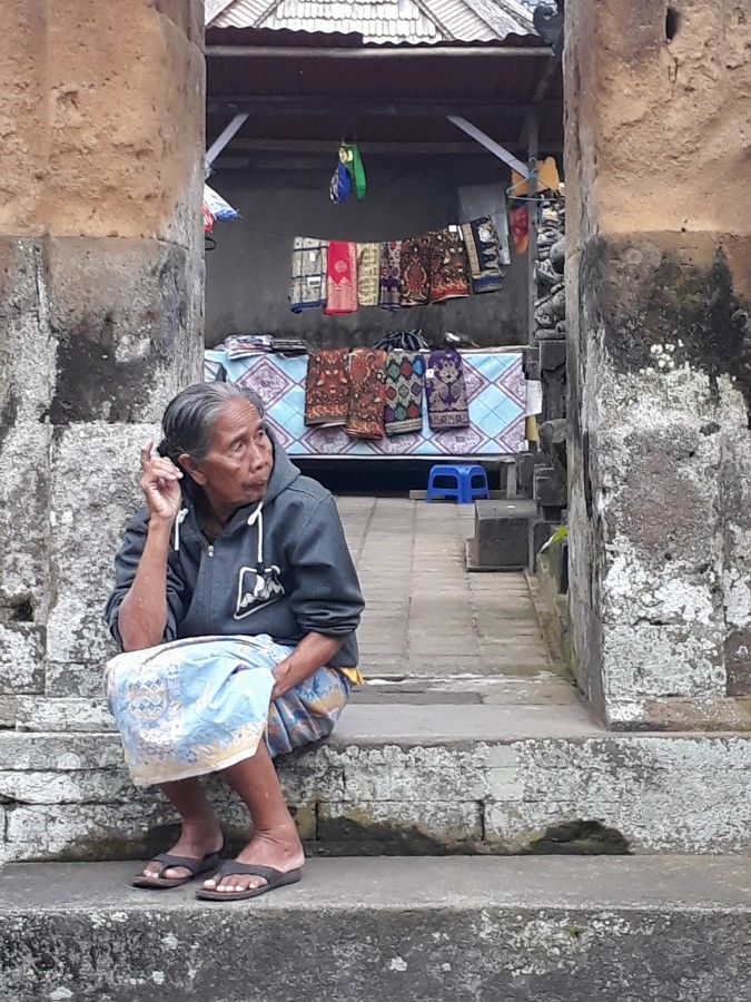 5 Kosakata Bahasa Bali Mirip Jawa Tapi Beda Arti